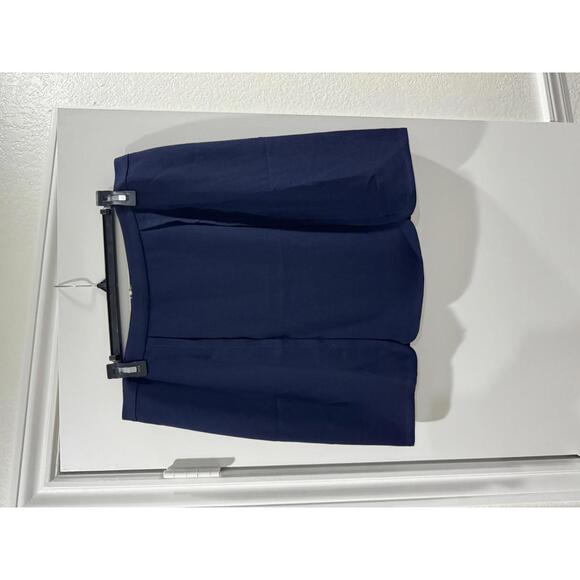 NWT Draper James Margaret Nassau Navy Scallop Hem Mini Skirt- Size 12 - Picture 3 of 9